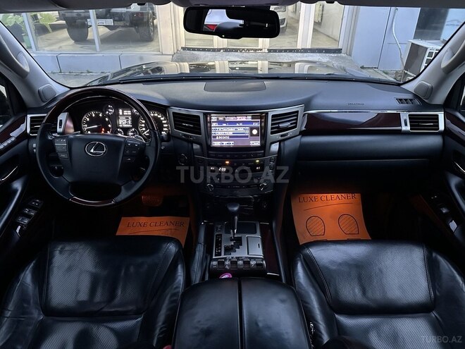Lexus LX 570-8