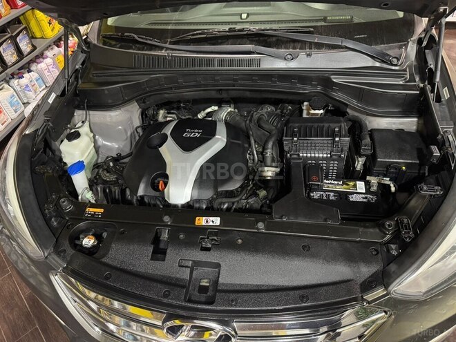 Hyundai Santa Fe-8