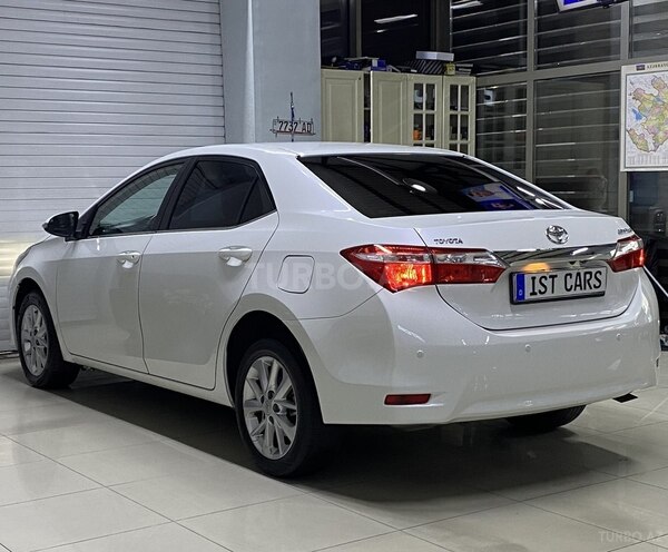 Toyota Corolla-9