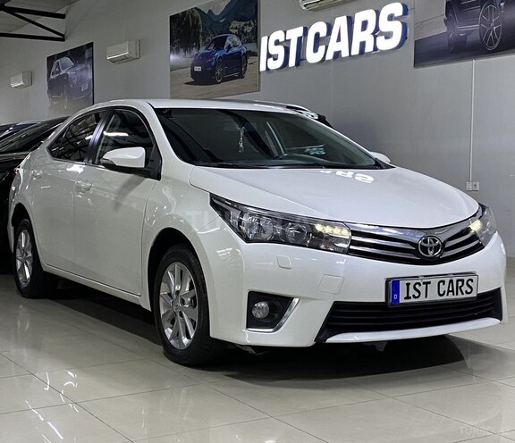 Toyota Corolla-2