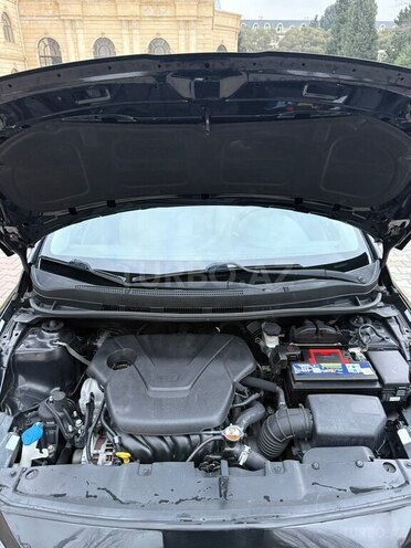 Hyundai Accent 2017, 163,000 km - 1.6 l - Bakı