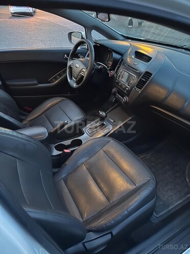 Kia Cerato-13