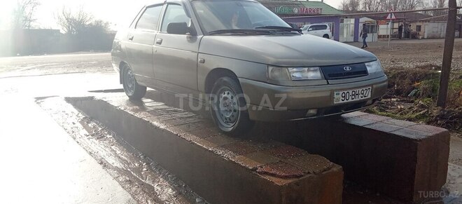 LADA (VAZ) 2110 2002, 452,347 km - 1.6 l - Salyan
