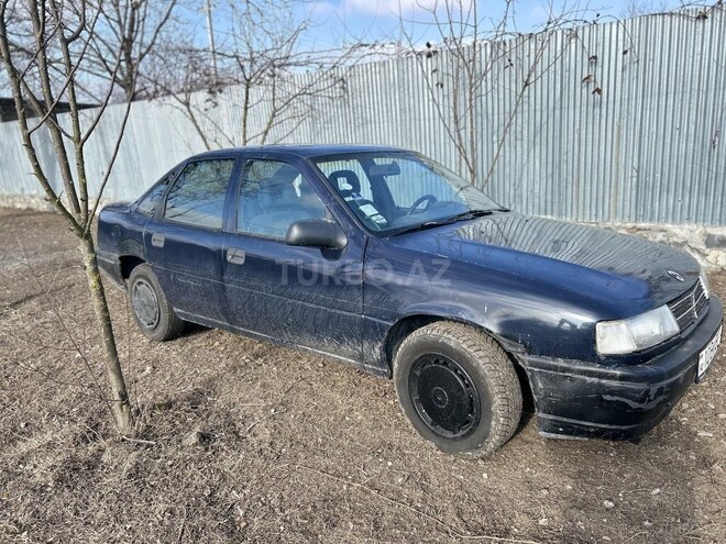 Opel Vectra 1992, 400,266 km - 1.6 l - Qəbələ