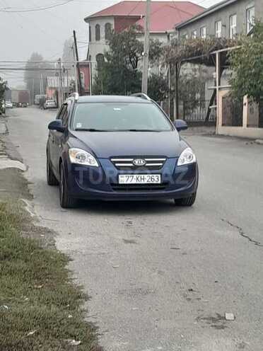 Kia Ceed 2009, 240,000 km - 1.4 л - Quba
