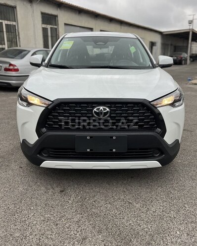 Toyota Corolla Cross-1