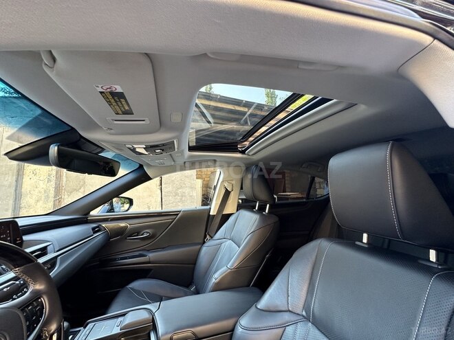 Lexus ES 300h 2021, 54,000 km - 2.5 л - Bakı