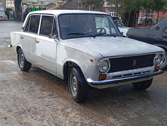 LADA (VAZ) 21011 1981, 95,000 km - 1.3 l - Qazax