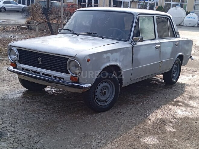 LADA (VAZ) 21011 1981, 95,000 km - 1.3 l - Qazax