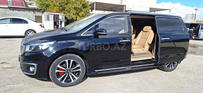 Kia Carnival 2018, 190,000 km - 2.2 l - Bakı