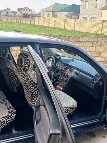 Mercedes C 220 d 2001, 350,000 km - 2.2 l - Bakı
