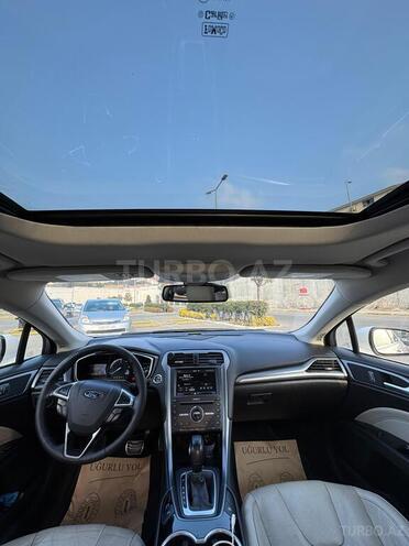 Ford Fusion (North America) 2017, 330,000 km - 2.0 l - Bakı