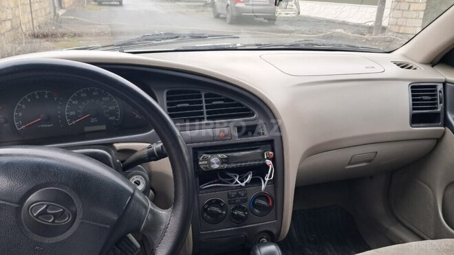 Hyundai Elantra 2001, 270,000 km - 2.0 l - Bakı