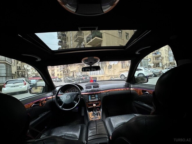 Mercedes E 320 4MATIC 2005, 245,000 km - 3.2 l - Bakı
