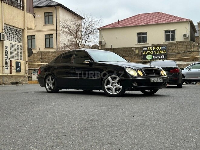 Mercedes E 320 4MATIC 2005, 245,000 km - 3.2 l - Bakı