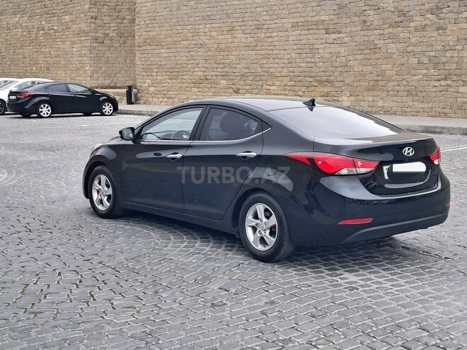 Hyundai Avante 2015, 196,000 km - 1.6 л - Bakı