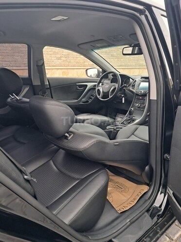 Hyundai Avante 2015, 196,000 km - 1.6 л - Bakı