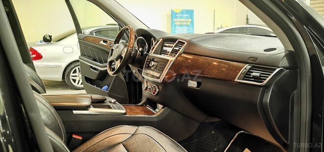 Mercedes GL 550-18