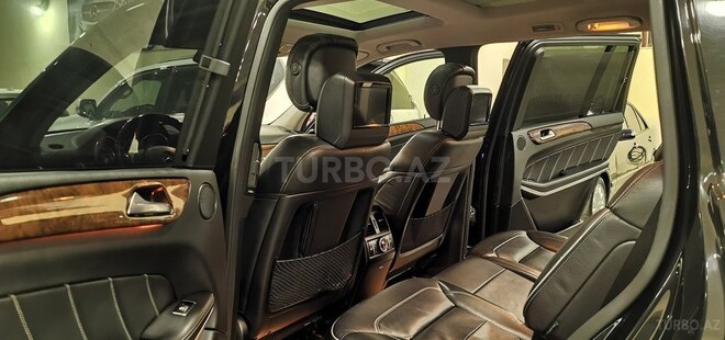 Mercedes GL 550-17