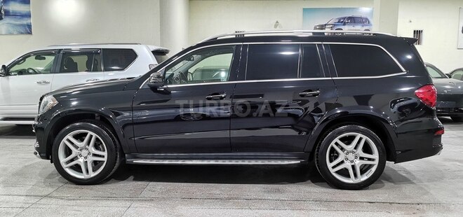 Mercedes GL 550-11