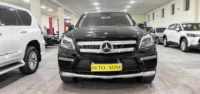 Mercedes GL 550-1