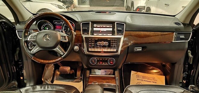 Mercedes GL 550-15