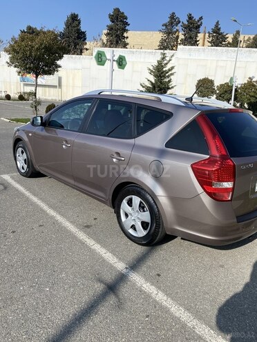 Kia Ceed 2010, 245,000 km - 1.6 л - Bakı