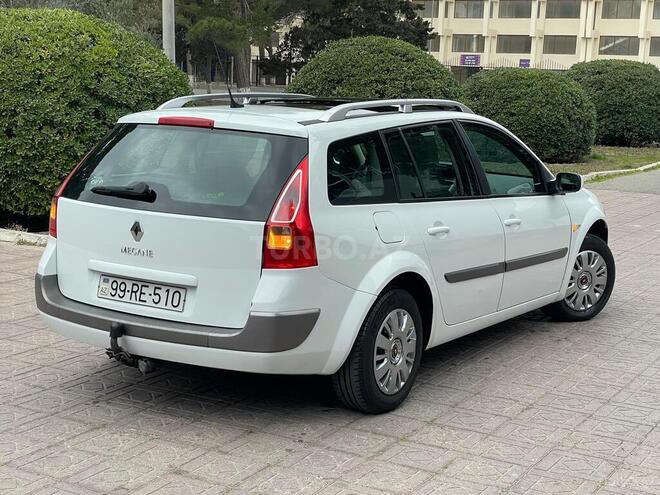 Renault Megane-12