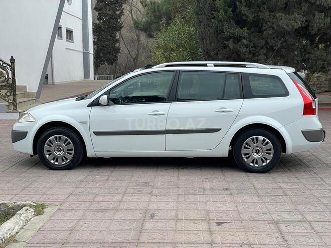 Renault Megane-8