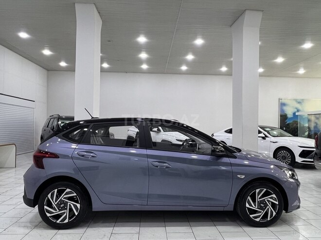 Hyundai i20-8
