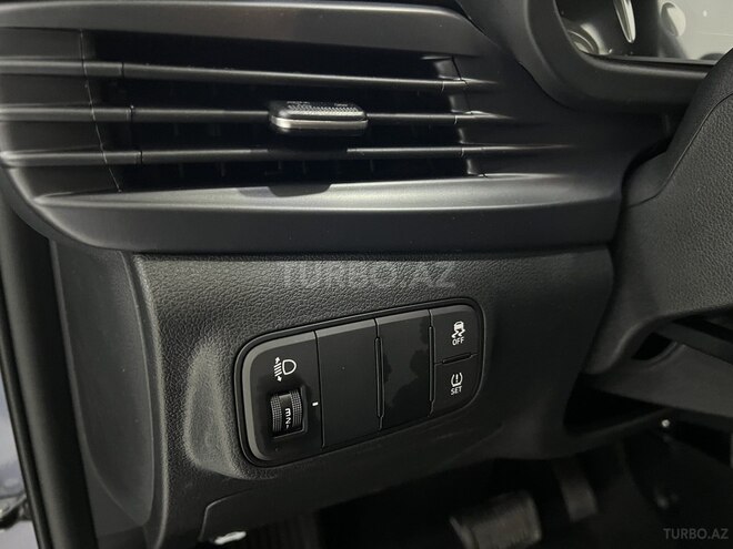 Hyundai i20-23