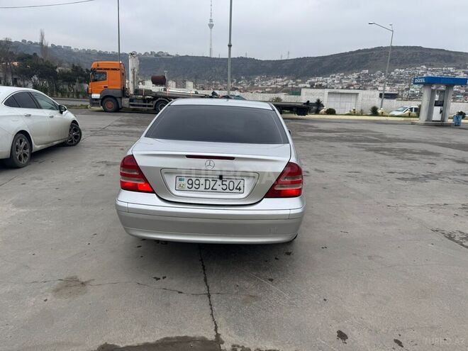 Mercedes C 200 2000, 330,000 km - 2.0 l - Bakı