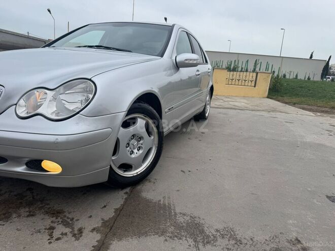 Mercedes C 200 2000, 330,000 km - 2.0 l - Bakı
