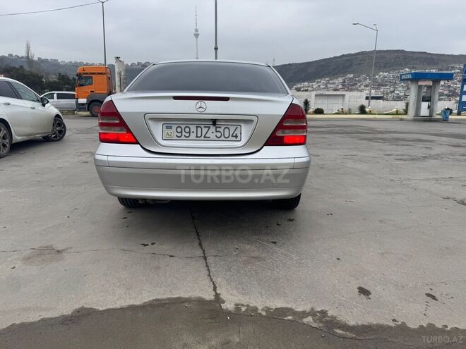 Mercedes C 200 2000, 330,000 km - 2.0 l - Bakı