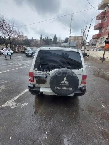 Mitsubishi Pajero io 1999, 280,000 km - 1.8 l - Bakı