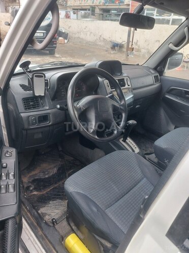 Mitsubishi Pajero io 1999, 280,000 km - 1.8 l - Bakı