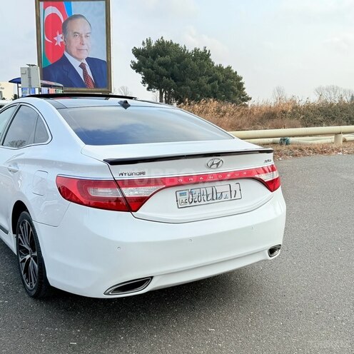 Hyundai Grandeur 2011, 180,000 km - 3.0 l - Tovuz
