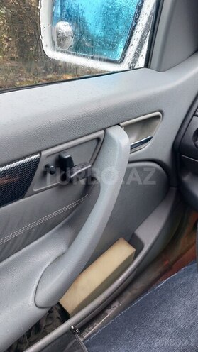 Mercedes C 230 1999, 170,000 km - 2.3 l - Lənkəran