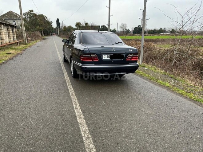 Mercedes E 320 2000, 369,170 km - 3.2 л - Lənkəran