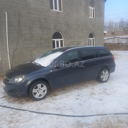 Opel Astra 2010, 229,000 km - 1.4 l - Gədəbəy