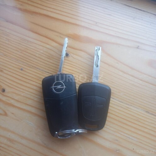 Opel Astra 2010, 229,000 km - 1.4 l - Gədəbəy