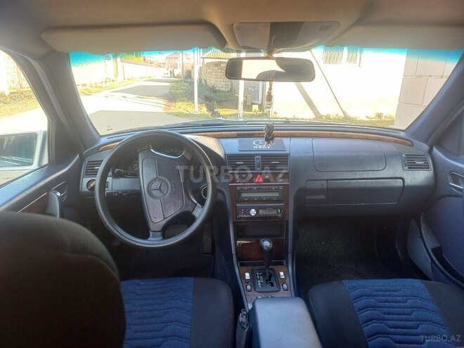 Mercedes C 200 1998, 724,205 km - 2.0 l - Masallı