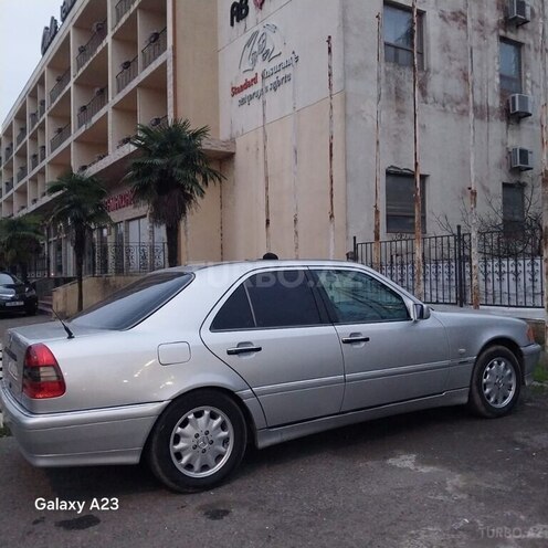 Mercedes C 200 1998, 724,205 km - 2.0 l - Masallı
