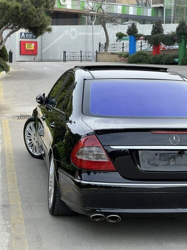 Mercedes E 320 2003, 268,000 km - 3.2 l - Bakı