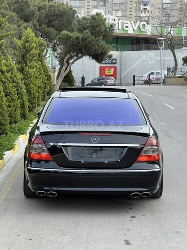 Mercedes E 320 2003, 268,000 km - 3.2 l - Bakı