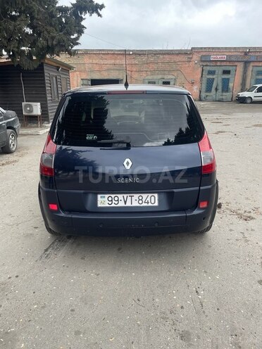 Renault Scenic-6