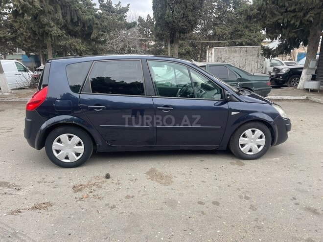Renault Scenic-4