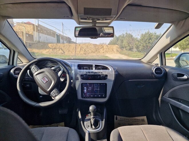 SEAT Leon-2