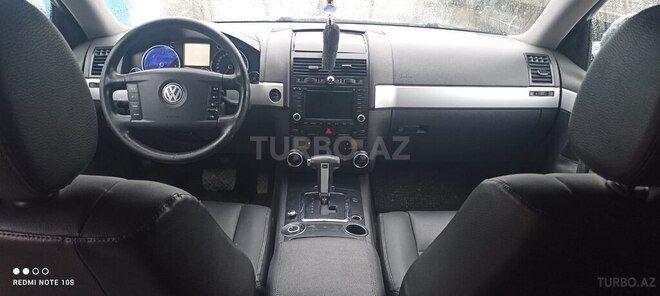 Volkswagen Touareg 2005, 300,000 km - 2.5 l - Qusar