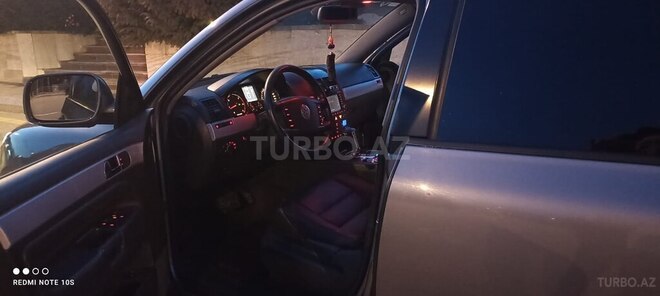 Volkswagen Touareg 2005, 300,000 km - 2.5 l - Qusar